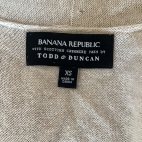 Cashmere cream colored banana republic duster - Picture 5 of 6
